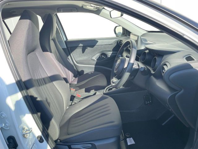 TOYOTA YARIS CROSS 2024