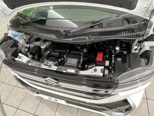 SUZUKI Spacia custom 4WD 2025