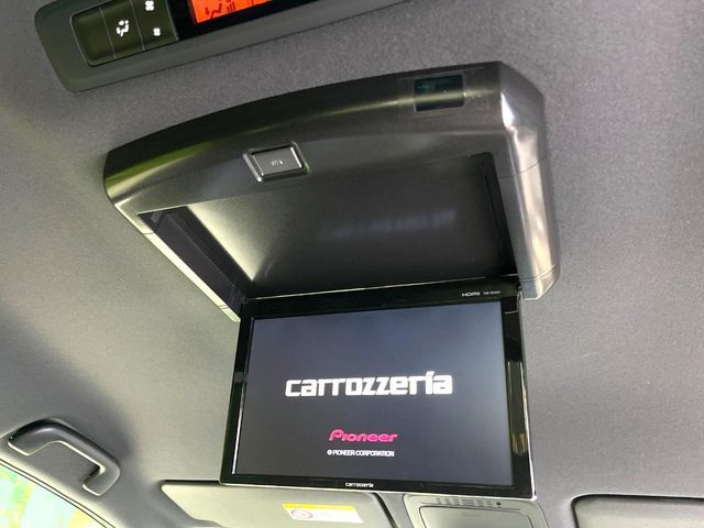 TOYOTA VOXY HYBRID 2020