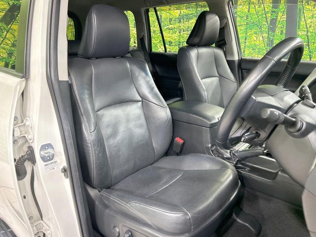 TOYOTA LANDCRUISER PRADO 2019