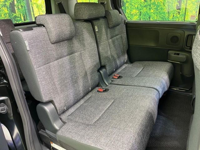 TOYOTA SIENTA HYBRID 2025