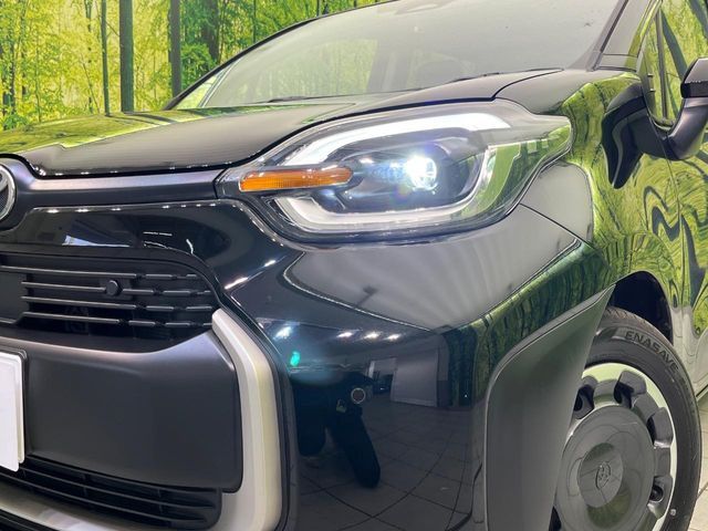 TOYOTA SIENTA HYBRID 2025