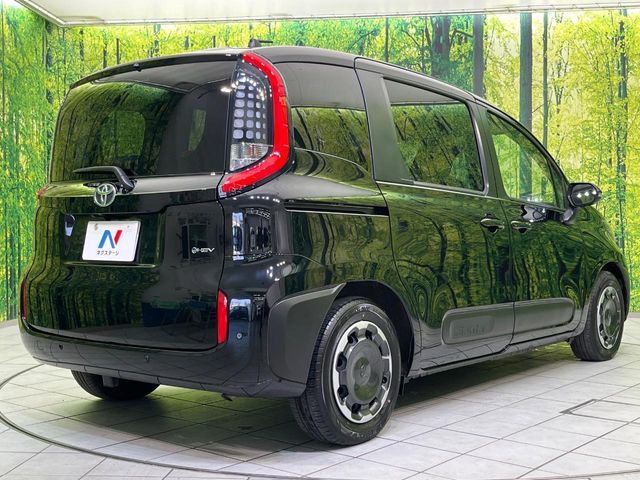 TOYOTA SIENTA HYBRID 2025