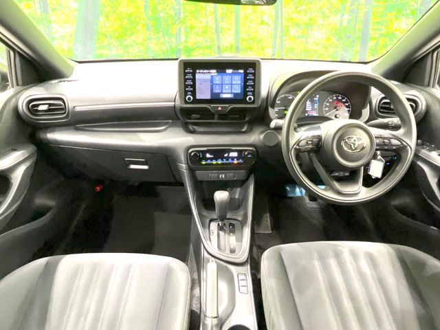 TOYOTA YARIS HYBRID 2022