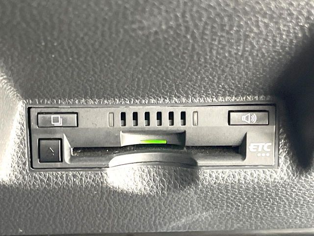 TOYOTA YARIS HYBRID 2022