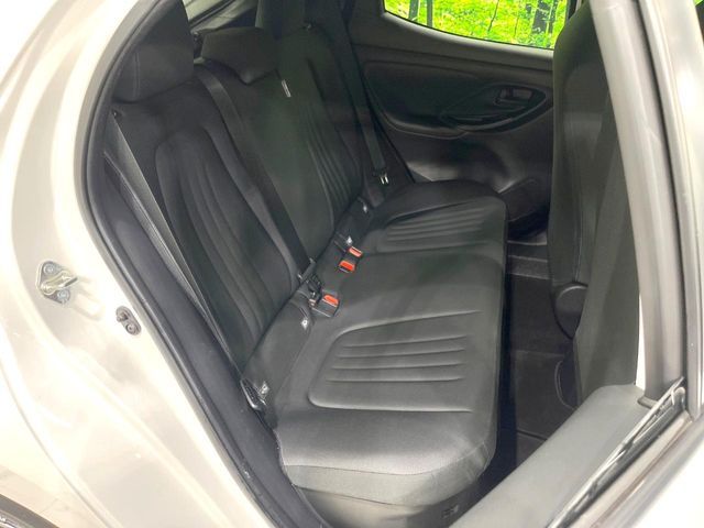 TOYOTA YARIS HYBRID 2022