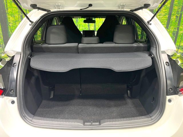 TOYOTA YARIS HYBRID 2022