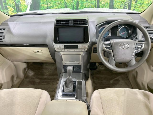 TOYOTA LANDCRUISER PRADO 2022