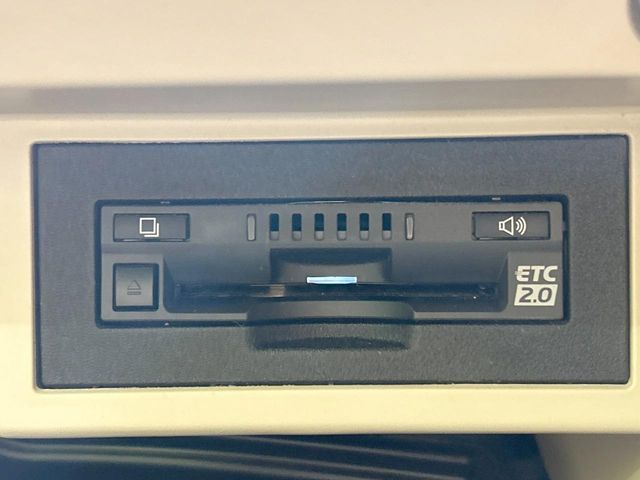 TOYOTA LANDCRUISER PRADO 2022