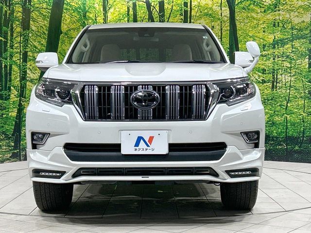 TOYOTA LANDCRUISER PRADO 2022