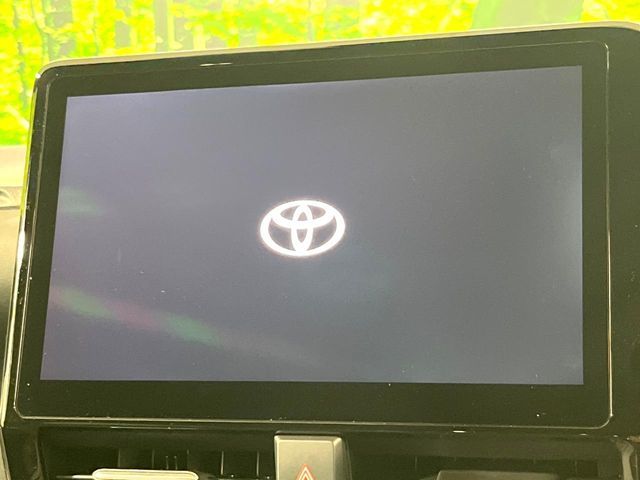 TOYOTA NOAH HYBRID 2023