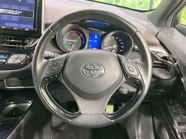 TOYOTA C-HR 2017
