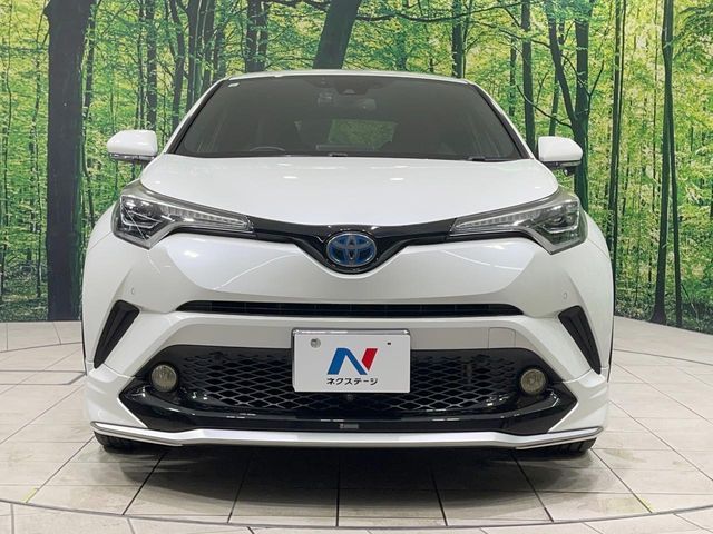 TOYOTA C-HR 2017