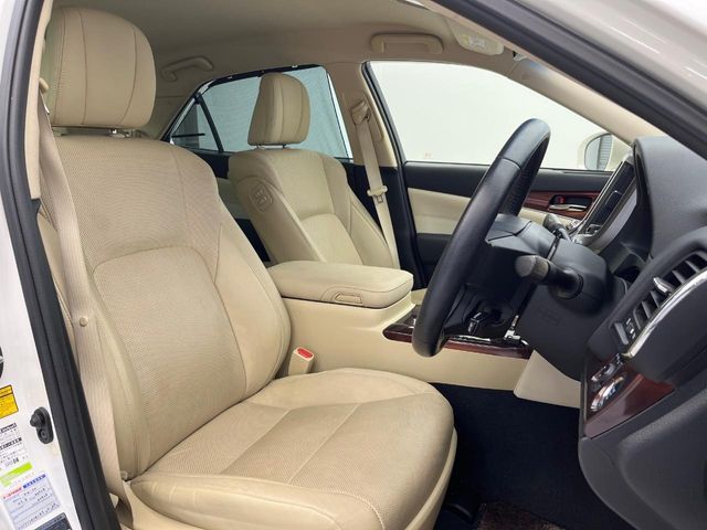 TOYOTA CROWN sedan 2013