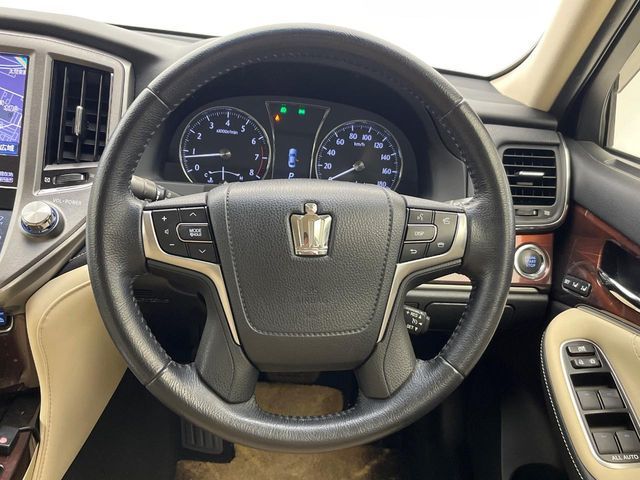 TOYOTA CROWN sedan 2013