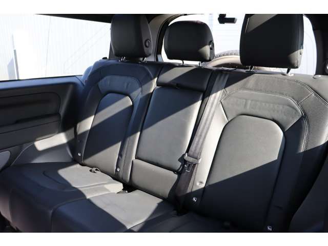 ROVER ROVER DEFENDER 2024