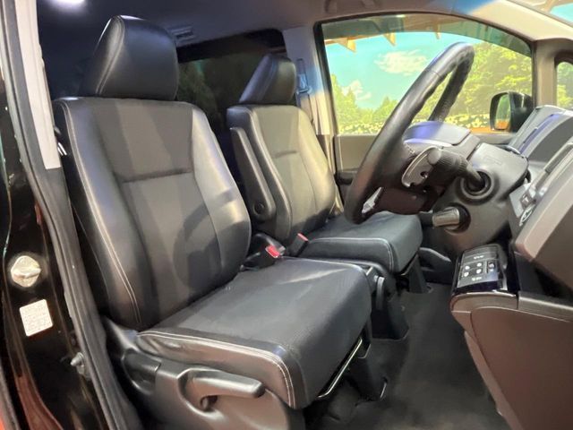 HONDA STEPWAGON SPADA 2014