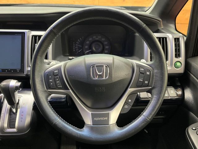 HONDA STEPWAGON SPADA 2014