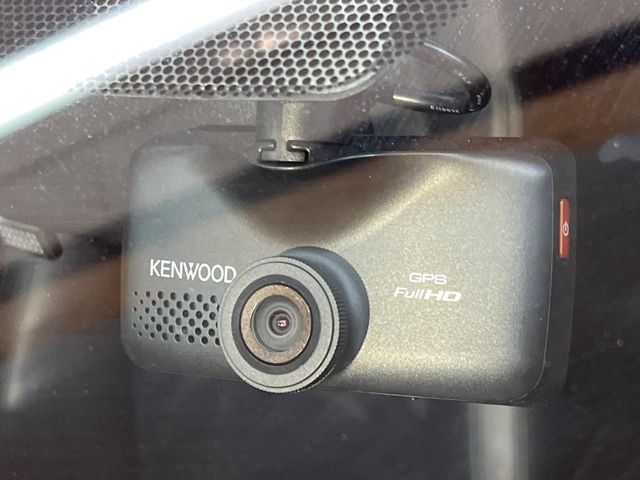 TOYOTA HARRIER 2WD 2017