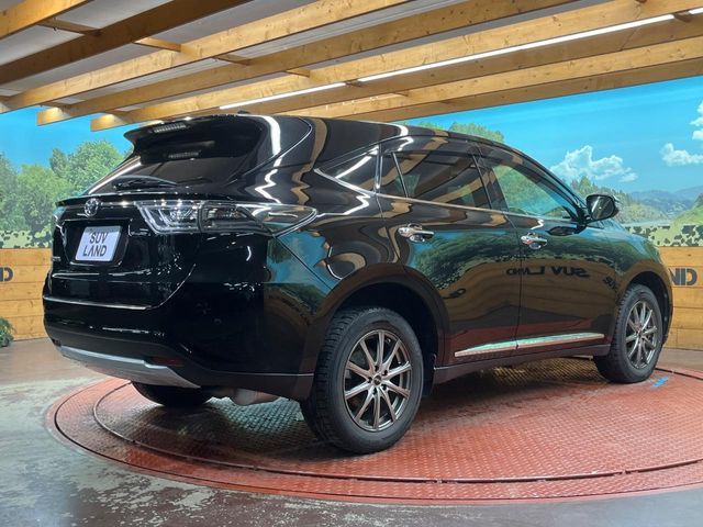 TOYOTA HARRIER 2WD 2017