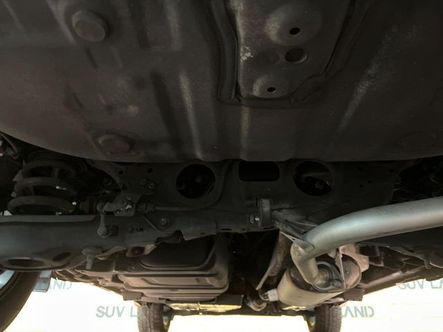 TOYOTA HARRIER 2WD 2017