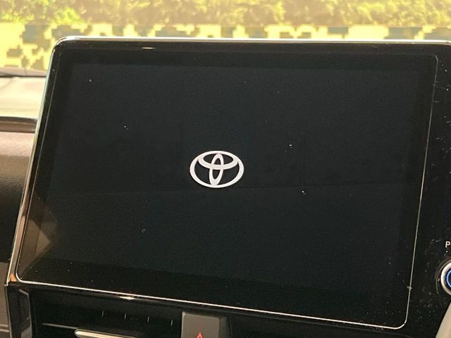 TOYOTA NOAH HYBRID 4WD 2022