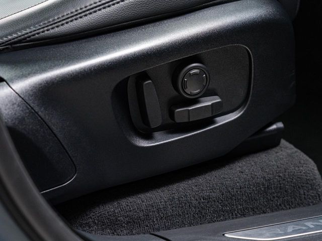 ROVER ROVER RANGE ROVER VELAR 2024