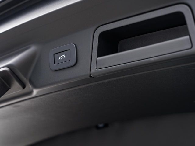 ROVER ROVER RANGE ROVER VELAR 2024