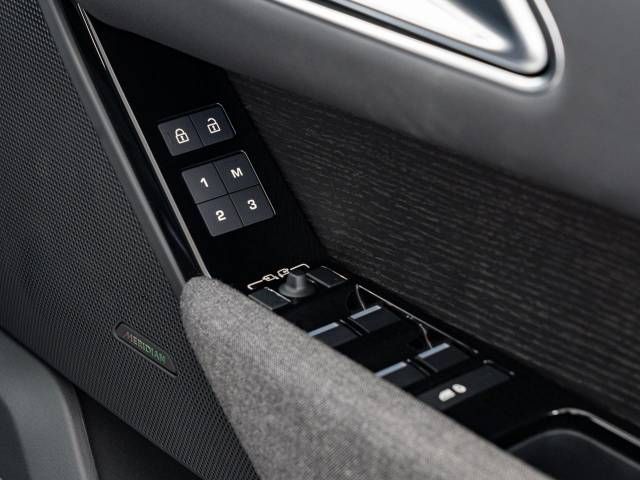 ROVER ROVER RANGE ROVER VELAR 2024