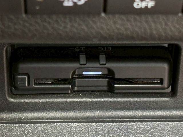 NISSAN CARAVAN van 4WD 2023