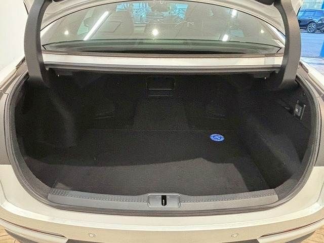 TOYOTA CROWN CROSSOVER 2023