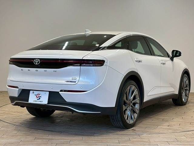 TOYOTA CROWN CROSSOVER 2023