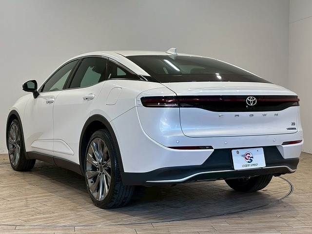 TOYOTA CROWN CROSSOVER 2023