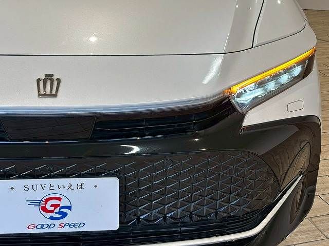 TOYOTA CROWN CROSSOVER 2023