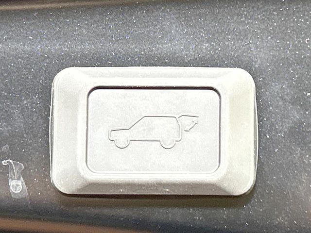 TOYOTA RAV4 HYBRID 4WD 2023