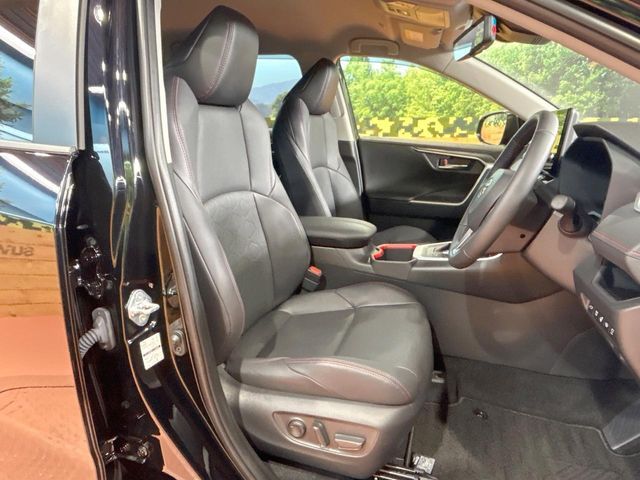 TOYOTA RAV4 HYBRID 4WD 2023