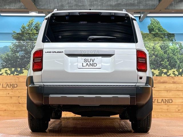 TOYOTA LANDCRUISER 250 2024