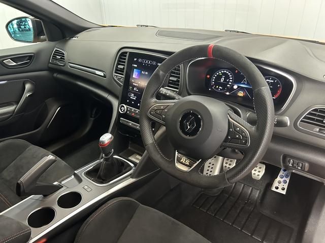 RENAULT RENAULT MEGANE hatchback 2024