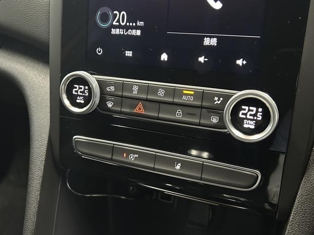 RENAULT RENAULT MEGANE hatchback 2024