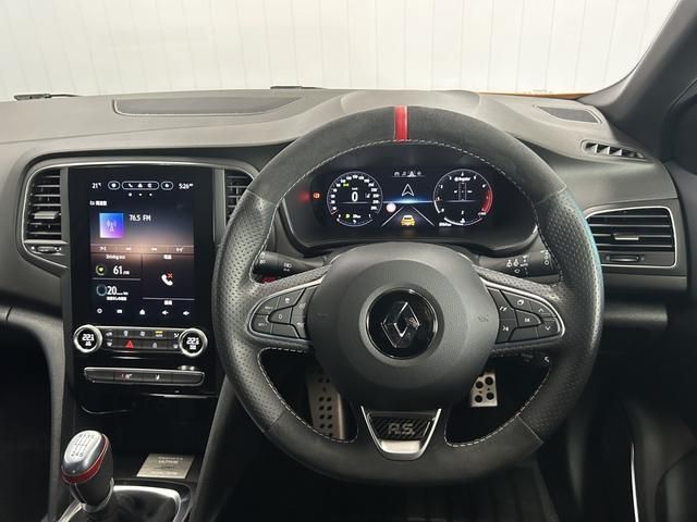 RENAULT RENAULT MEGANE hatchback 2024