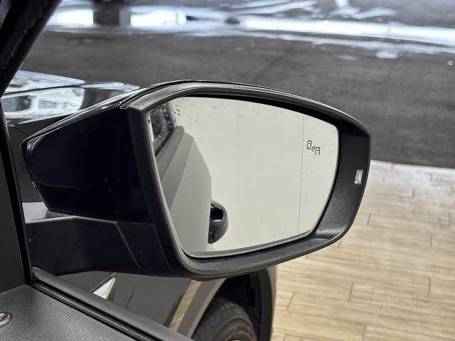 VOLKSWAGEN VOLKSWAGEN T-Roc 2023