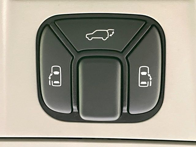 TOYOTA ALPHARD 4WD 2010