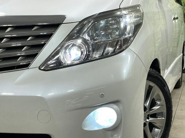 TOYOTA ALPHARD 4WD 2010