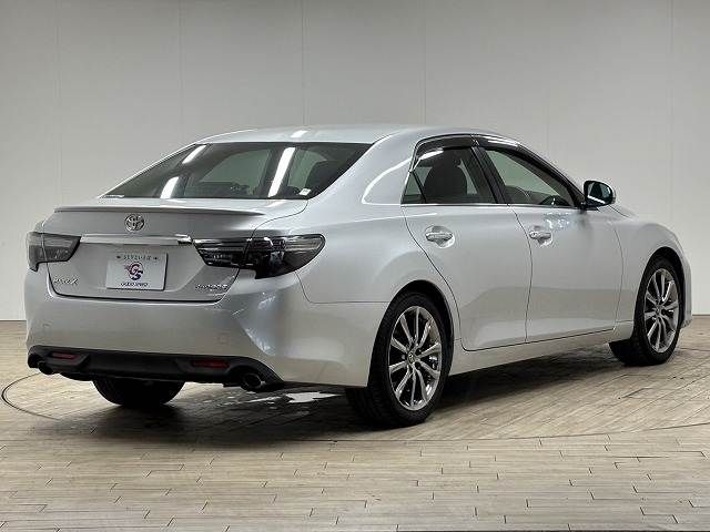 TOYOTA MARK X 2018