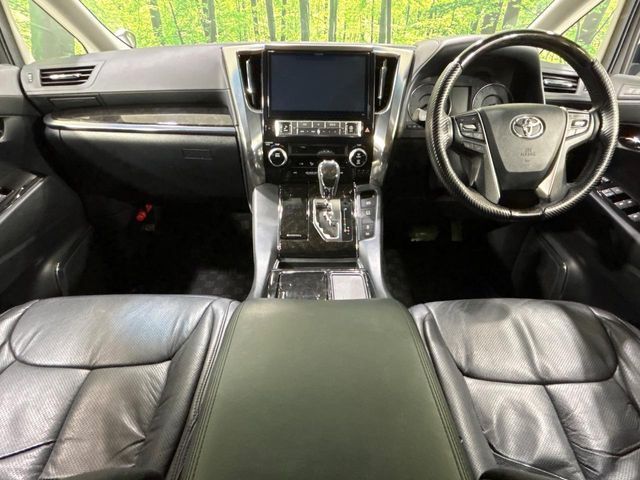 TOYOTA VELLFIRE 2015