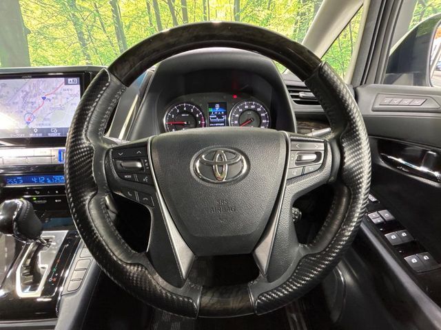 TOYOTA VELLFIRE 2015