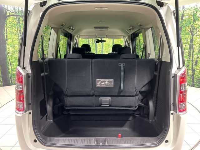 HONDA STEPWAGON 2011