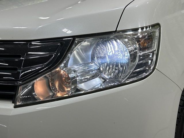 HONDA STEPWAGON 2011