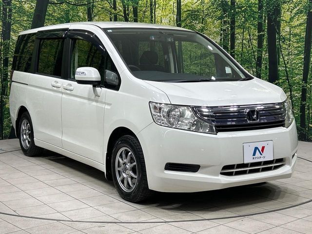 HONDA STEPWAGON 2011