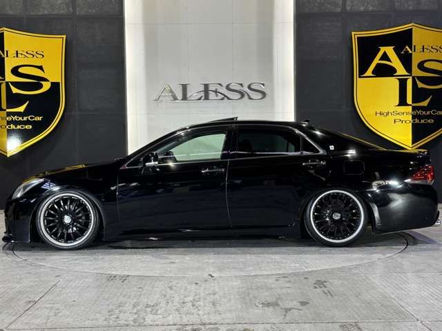 TOYOTA CROWN sedan 2010